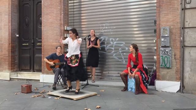 Flamenco de calle en Sevilla смотреть онлайн