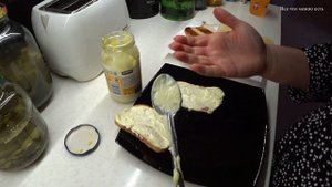 Майонезный салат Охотничий . Сыр Колбаса Соленый огурец . Блюдо на Новогодний Стол . Рецепты