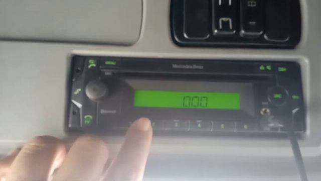 Kod isteyen Mercedes kamyon teyp ine kod girme nasıl olur смотреть онлайн