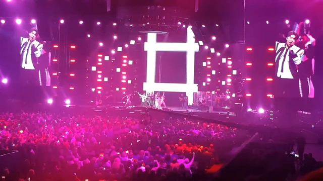 Димаш Кудайберген - Любовь уставших лебедей (Арнау, Питер, 29.12.19) смотреть онлайн