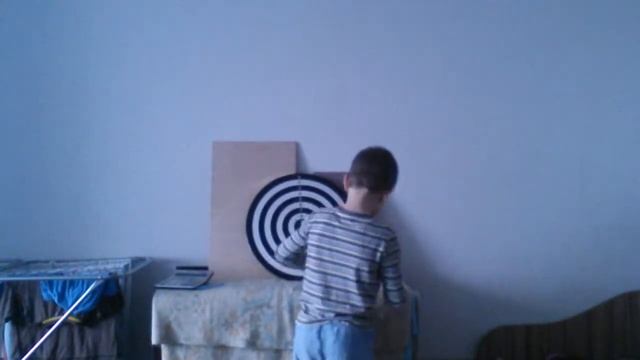 Кидаю дротики в дарц смотреть онлайн