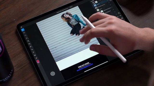 Photoshop for iPad is here! [50% off my new course] смотреть онлайн