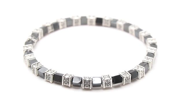 Мужской браслет Эдвар из гематита смотреть онлайн