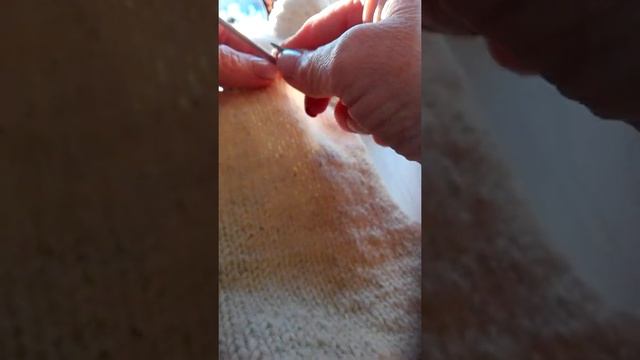 Вязание варежки из пряжи РОВНИЦА