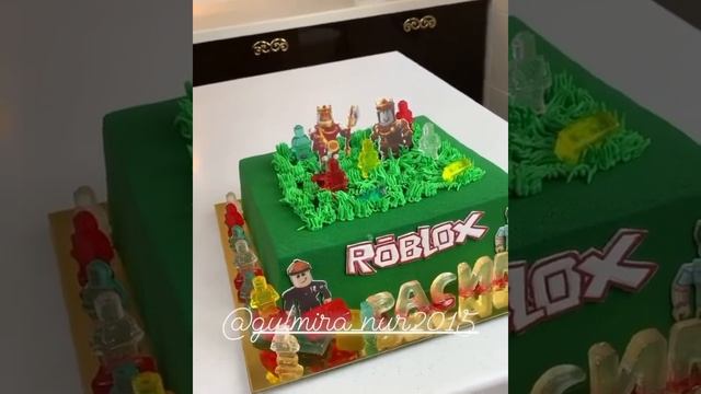 Торт Roblox смотреть онлайн