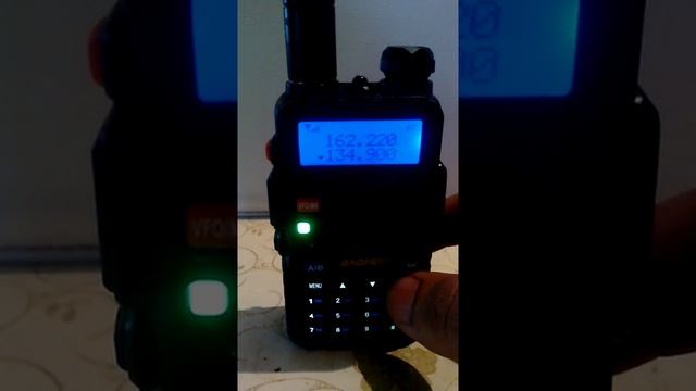 Прием радиостанцией BAofeng UV-5r авиа диапазона ( модуляция АМ) смотреть онлайн