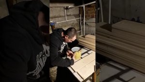 Как открыть банку с краской?