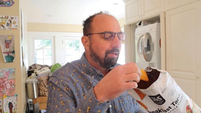 🇺🇸 Whole Foods Breakfast Taco Tortilla Chips on In The Chips with Barry смотреть онлайн