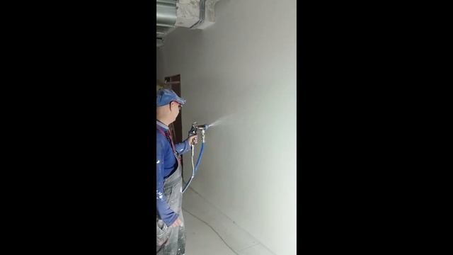 Работа шпаклевочной станции T6L, нанесение полимерной шпаклевки Danogips JET 5