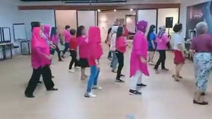 ZOE C'EST LA VIE - COREOGRAPHER DUD FERY ULD KOTA JOGJA-DEMO KOPING JOGTRON DANCE