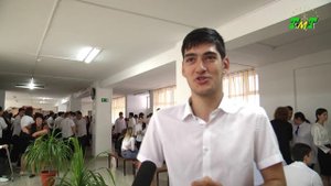 Выпускники сдавали ЕГЭ по русскому языку