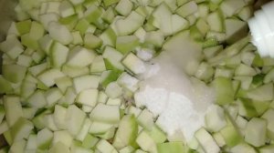 Салат с рисом и кабачками на зиму.