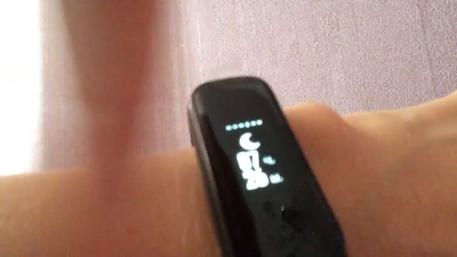 Samsung Galaxy FitE - управление смотреть онлайн