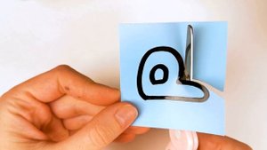 Учим алфавит. Вырезаем буквы из бумаги.