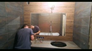 НЕСТАНДАРТНОЕ РЕШЕНИЕ !!! Монтаж встроенного в плитку зеркало с подсветкой в Ванной комнате!