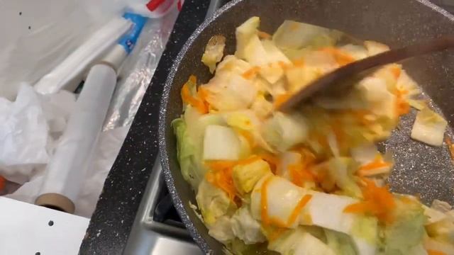 Макароны от которых трудно оторваться,с пекинской капустой и мясом эпизод №878 смотреть онлайн