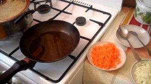 Готовим! Гороховый суп с куриной голенью