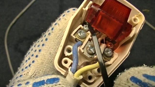 Вилка с выключателем Расправилась. Вторая жизнь вилки!!! смотреть онлайн