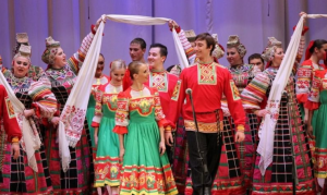 Красивый русский танец.