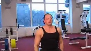 Разведение рук в стороны с гантелями сидя видео выполнение упражнения