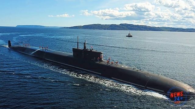 Атомный подводный крейсер Князь Олег проекта 955А Борей-А начал переход на Северный флот