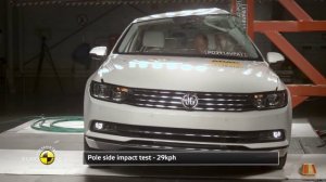 Volkswagen Passat 2015 crash test & front assist with emergency braking test