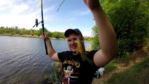 ГОРОДСКАЯ РЫБАЛКА или ЗМЕЯ РЭКЕТИР.mp4