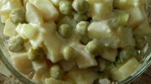 Картофельный салат с зеленый луком