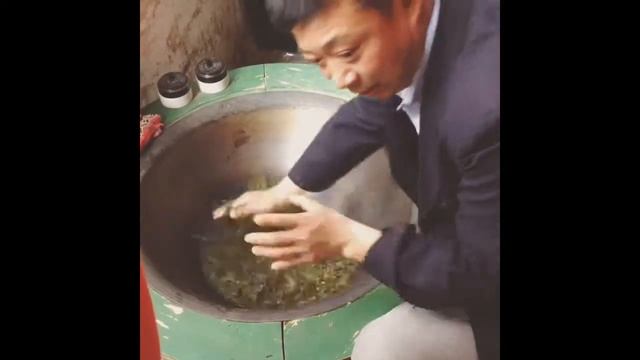 Прожаривание зеленого чая Си Ху Лун Цзин смотреть онлайн