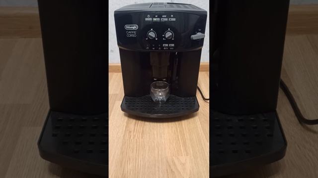 Кофемашина Delonghi Magnifica