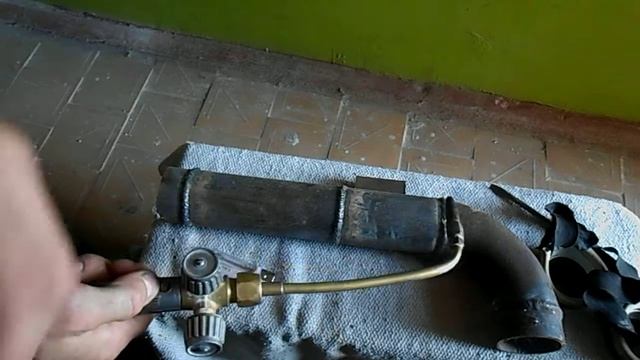 Как вырезать отверстие в трубе газосваркой.mp4 смотреть онлайн
