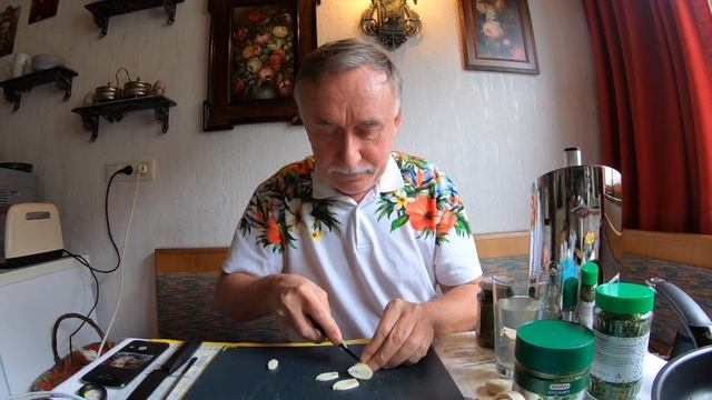 Итальянская паста Песто.Это просто вкусно.Быстро готовится.