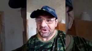 Листья жгут                               Серёга красавчик 😉