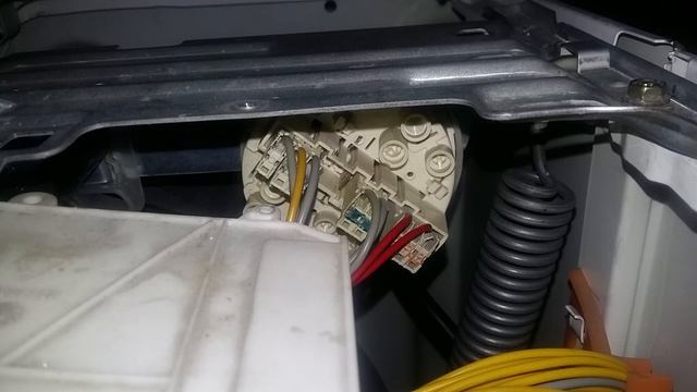 Ремонт стиральной машины Zanussi. Замена панели и блока управления смотреть онлайн