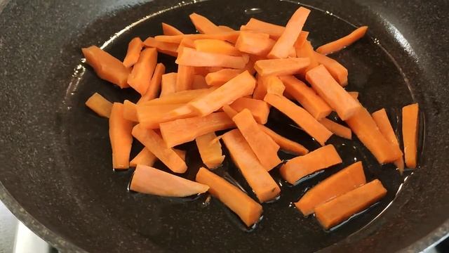 Мясной салат с маринованными огурцами | Салат без майонеза