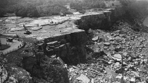 Niagara Falls - Flow Stopped,1969