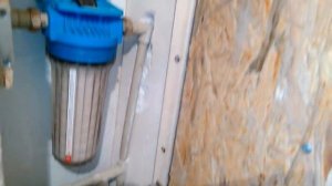 Скрытая дверца из плитки в ванне или туалете