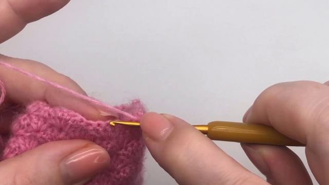 Часть 3. Мастер-класс Пальто с капюшоном для куклы Паола Рейна 32 см, вяжем капюшон | Crochet coat смотреть онлайн