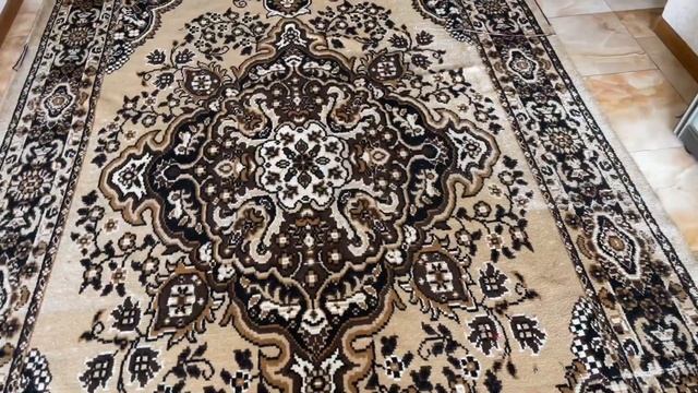 Стираю старые ковры и режу. смотреть онлайн