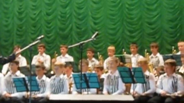 Образцовый духовой оркестр г.Молодогвардейск смотреть онлайн