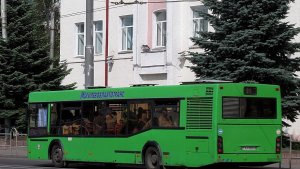 Автобус Могилёва МАЗ 105.060 АВ 4937-6 Маршрут 24 Каштановая - Школа №13 (Пл.Ленина - Драмтеатр)