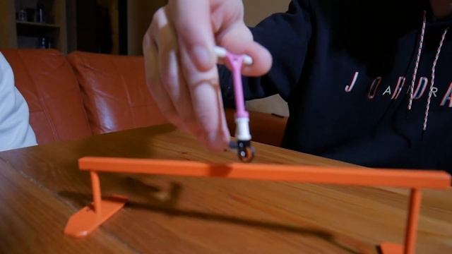 САМОКАТ ДЛЯ ПАЛЬЦЕВ - КУПИЛ за КОПЕЙКИ !!! смотреть онлайн