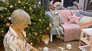 Как нарядить елку воздушными шарами