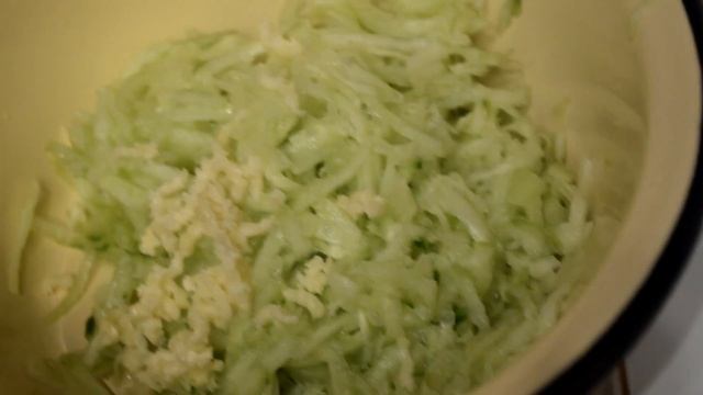 ДЗАДЗИКИ (ГРЕЧЕСКИЙ СОУС). τζατζίκι смотреть онлайн