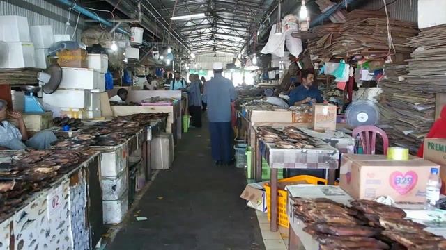 THE MALDIVES: Dry fish market in Malé (Indian Ocean) #travel #maldives #fishmarket