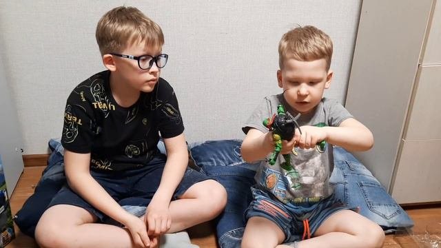 Распаковка подарков