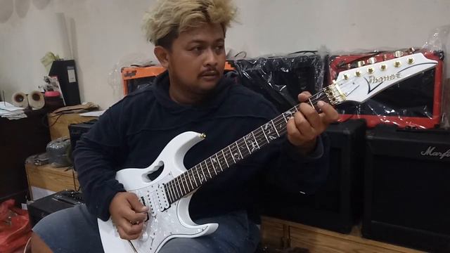 IBANEZ JEM 7V STEVE VAI CHINA COPY !! TERNYATA DISTORSINYA DASYAAAT смотреть онлайн