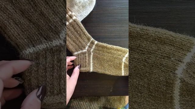 мои новые работы #вязанаяюбка , #носки , #кардиган