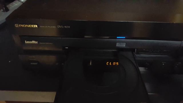Pioneer DVL-909 LASER DISC DVD CD PLAYER смотреть онлайн