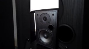 Polk Audio R15 Bookshelf Speakers